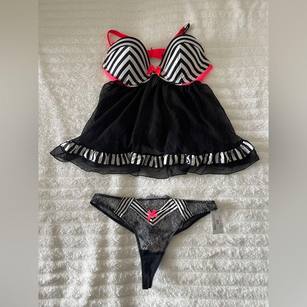 Victoria's Secret 2013 Fashion show SET babydoll NWOT & thong NWT 36c